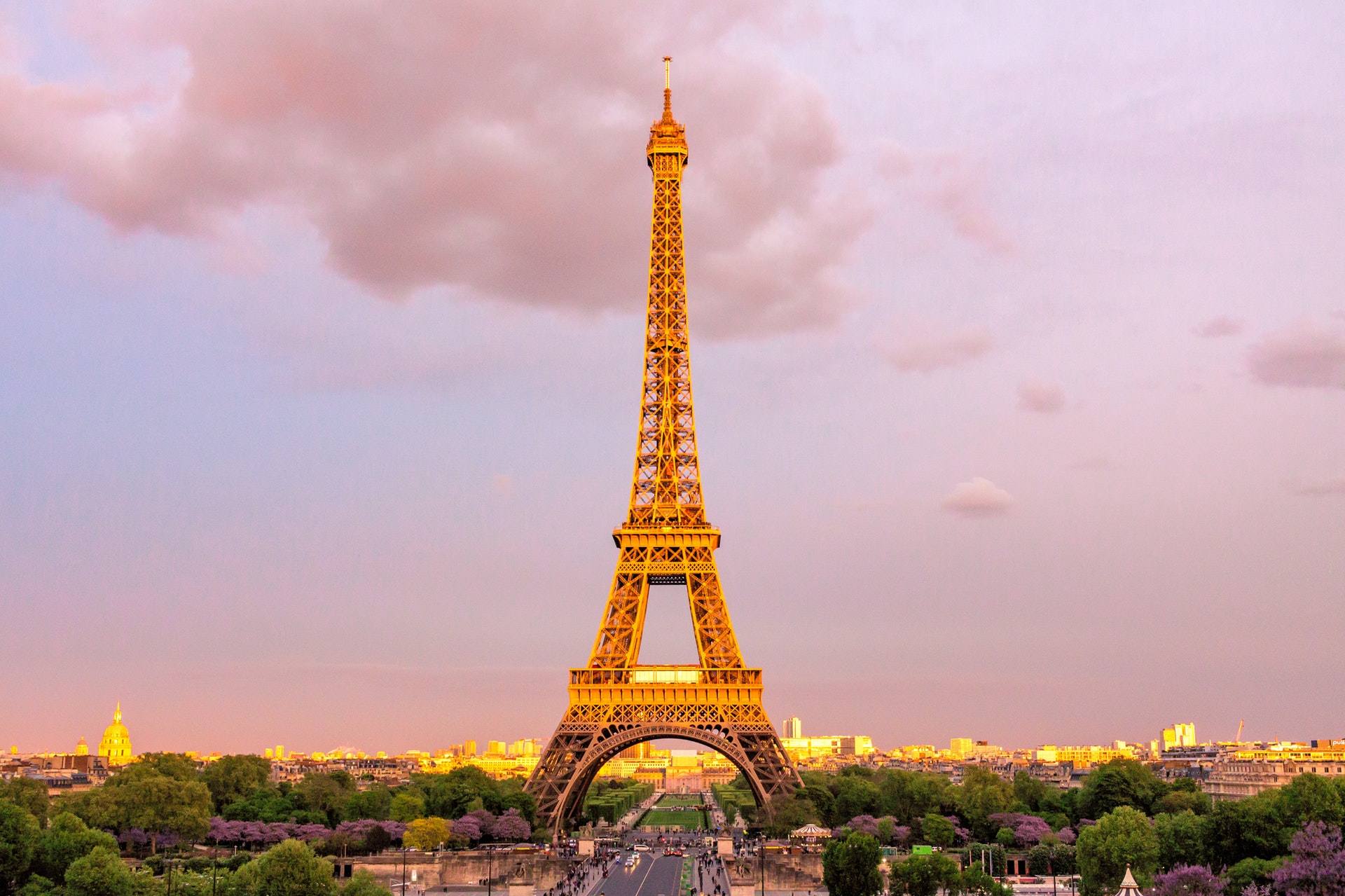 eiffel tower